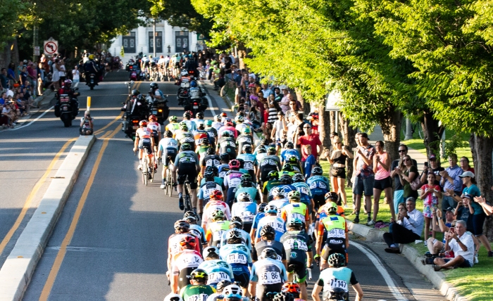 The peloton climbs the hill up to the Capitol. Stage 4, 2019 Tour of Utah. Photo by Cathy Fegan-Kim