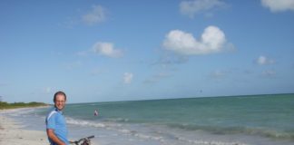 A Tour through the Florida Keys One of the best beaches in the Keys is at the Bahia Honda State Park.