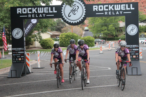 Women's winners Kari Slade, Jennifer Reynolds, Moka Best, Jennifer Gray