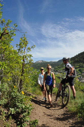 Exercise the 3 C's of Trail Etiquette: Clean - clean up after yourself.