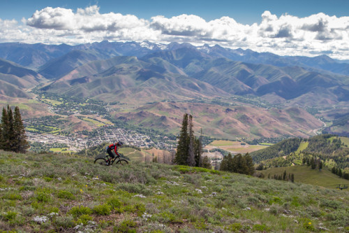 The Scott Enduro Cup returns to Sun Valley in 2015 as part of the Ride Sun Valley Festival. Photo by Jay Dash / MSI.