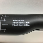 A carbon handlebar with torque strength above 5nm is rare. Photo by Tom Jow