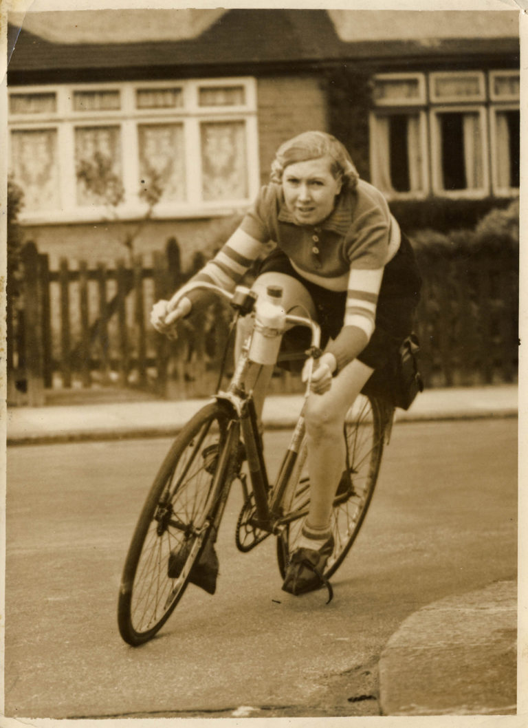 Lightning In A Saddle: The Evelyn Hamilton Story