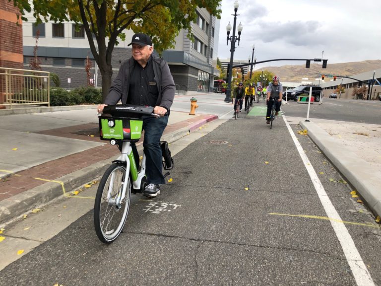 SelectHealth and GREENbike offer Salt Lake City Residents FREE Bike-share Rides on the First Day of Early Voting in Utah