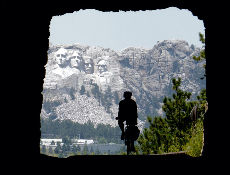 Parks, Peaks, and Prairies Bicycle Route Connects  Yellowstone with Minneapolis