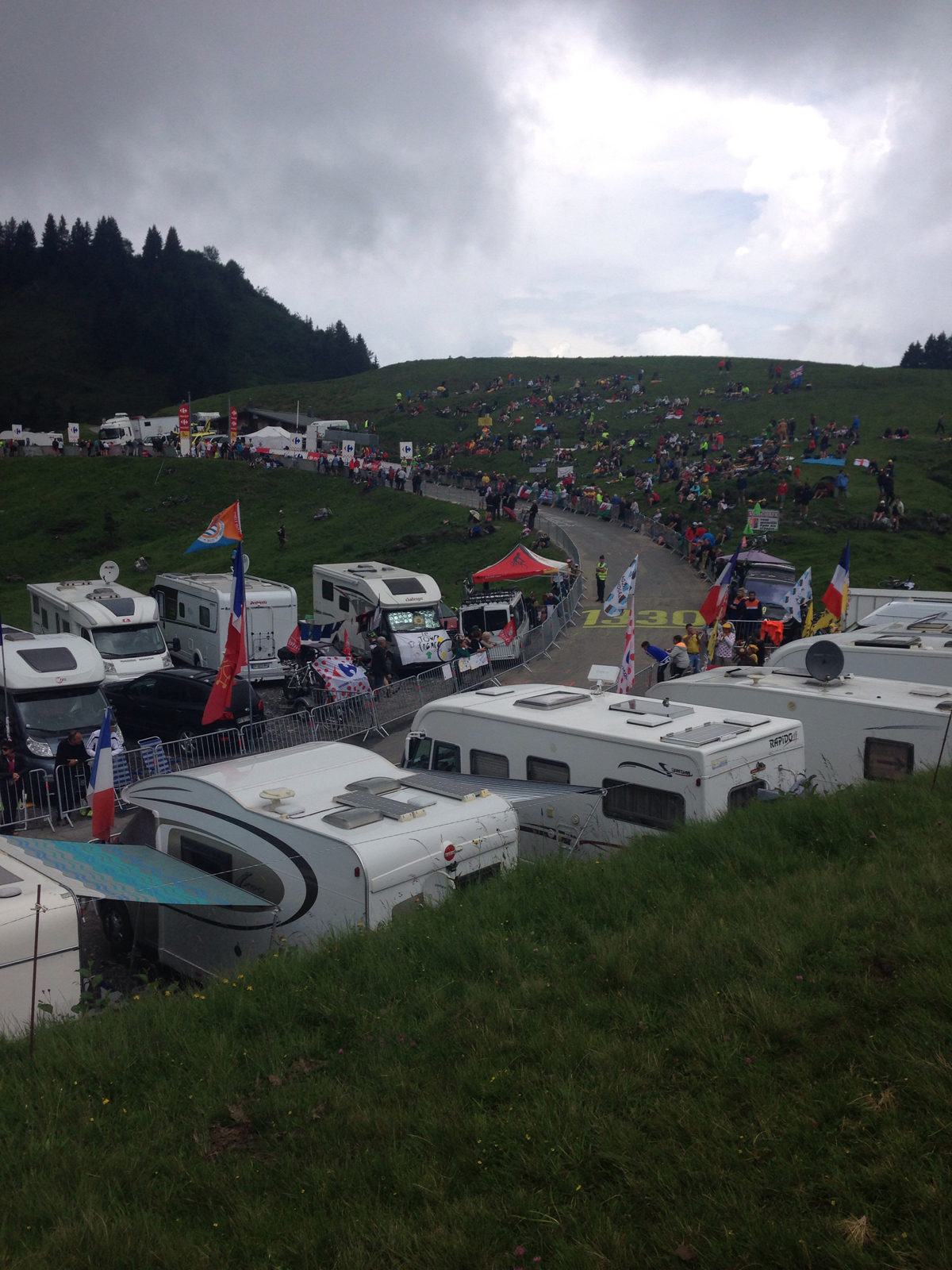The view of the top 1 km of the Col de Joux Plane. Photo by Enrique Arce-Larreta