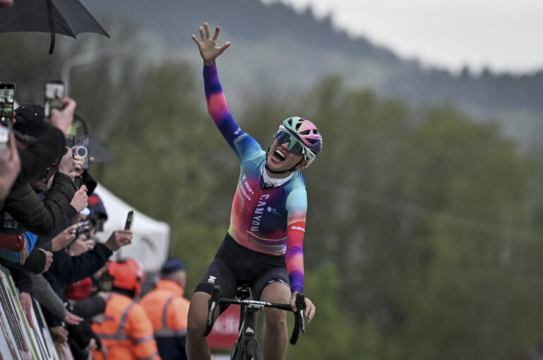 Flèche Wallonne: Williams, Niewiadoma Win in Huy