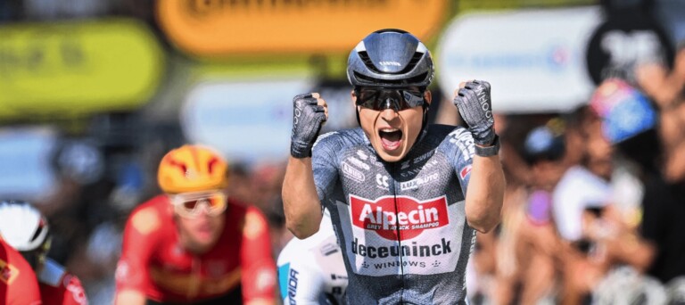 2024 Tour de France Stage 16: Sprint Masterclass from Philipsen in Nîmes