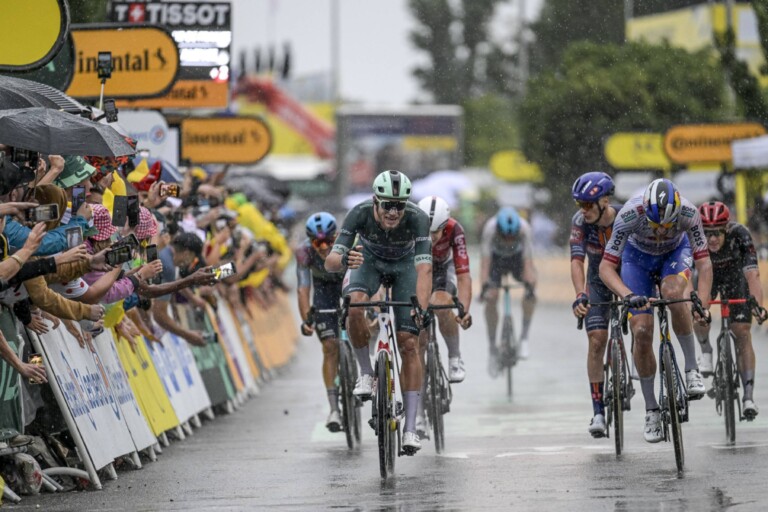 Tour de France Stage 17: Milan’s Power Conquers Valence as Sprinters Seize Their Final Moment