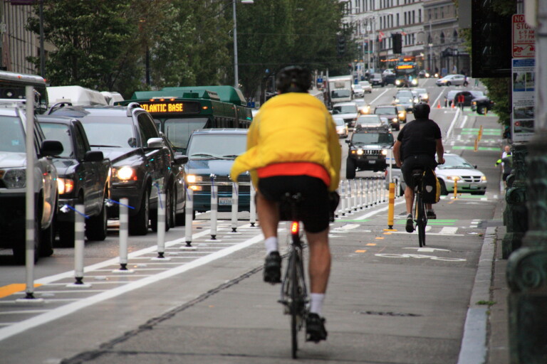 Study: Protected Bike Lanes Drive Biggest Gains in Commuter Cycling
