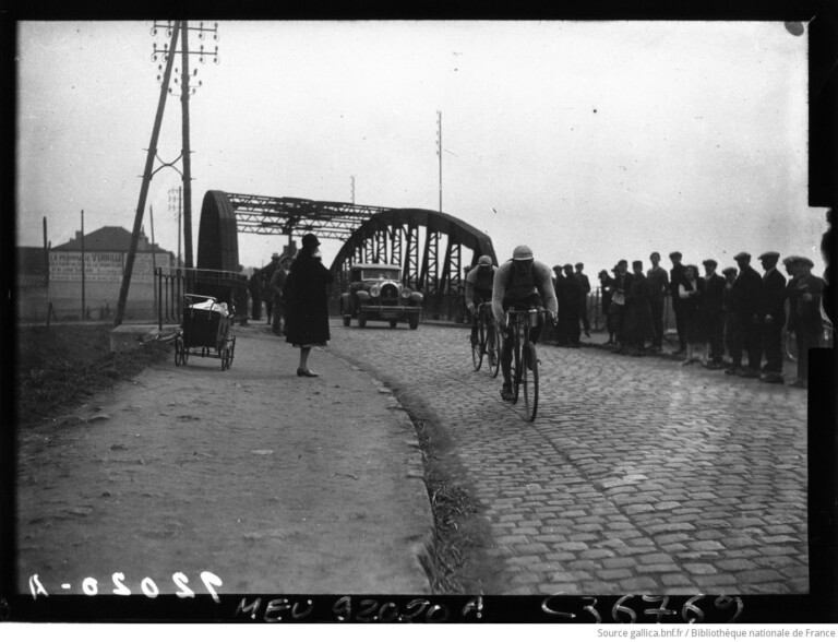 Spring & Autumn Glory: Monument & Classic Trivia