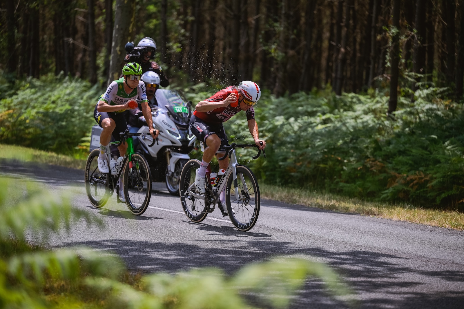 10/07/2026 - Tour de France 2026 - Étape 7 - Hagetmau / Bordeaux (175,1 km) - Jakub OTRUBA (CAJA RURAL-SEGUROS RGA), Baptiste VEISTROFFER (LOTTO INTERMARCHE). Photo: Charly Lopez/ASO